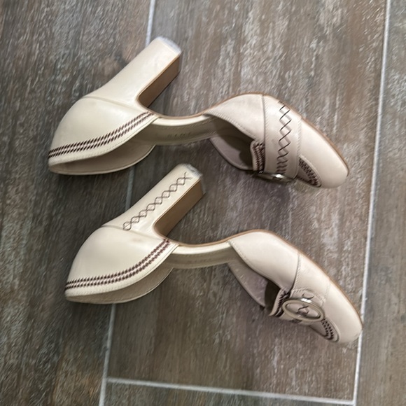 Gianni Bini Amalia Heels - Ivory w/Brown Stitching - Picture 5 of 10